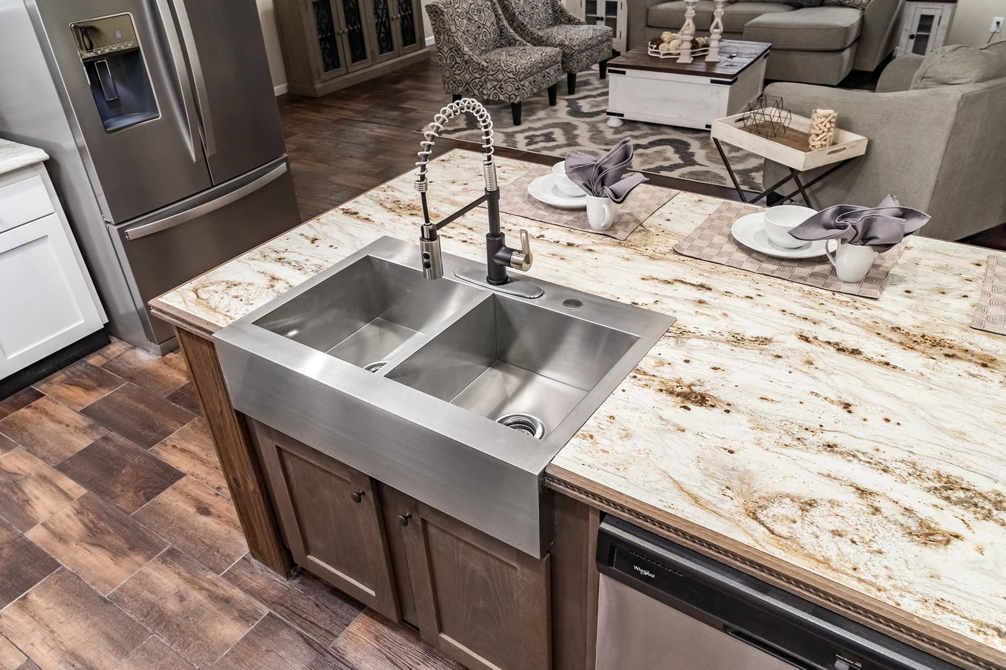 Tiger cat kitchen home features