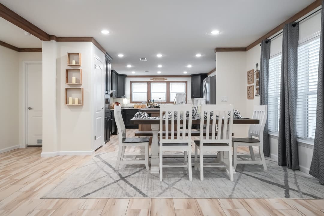Colt 45 interior home features