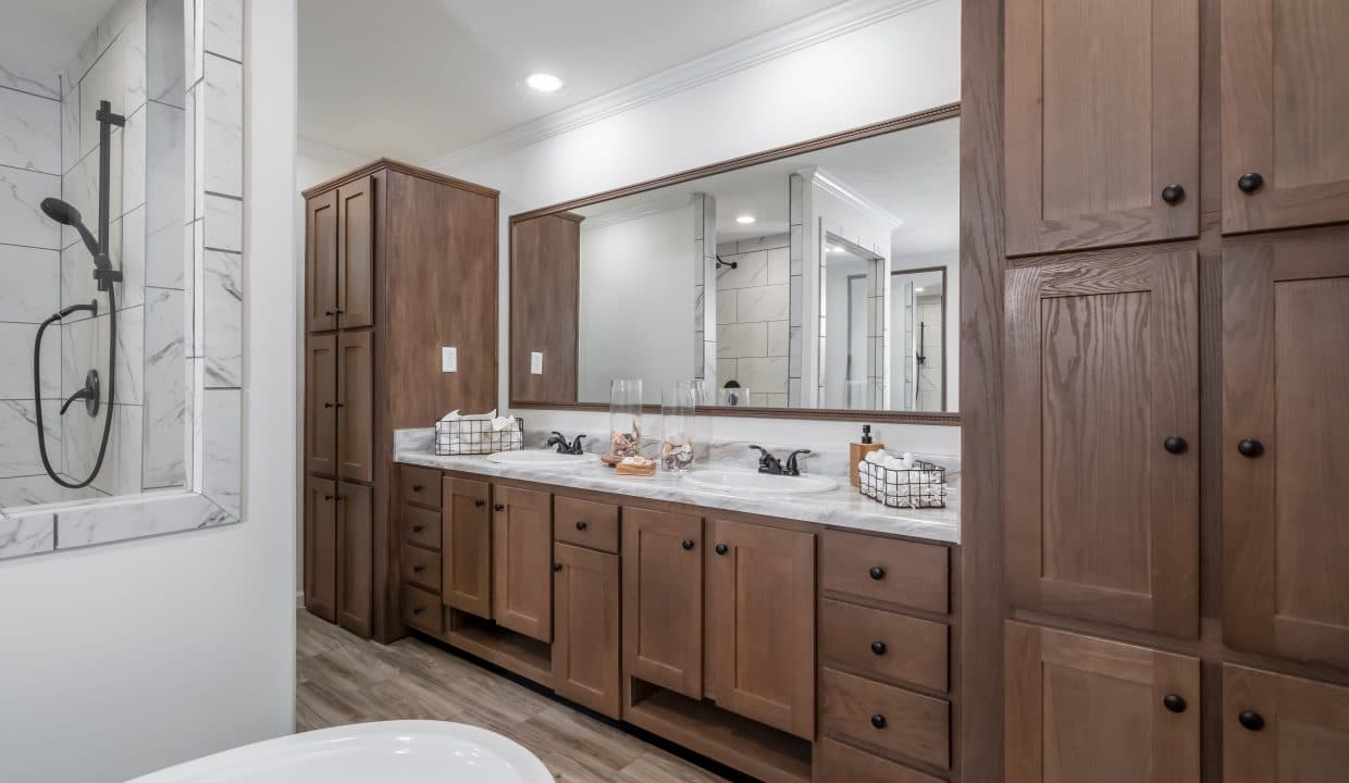 The fargo bathroom home features