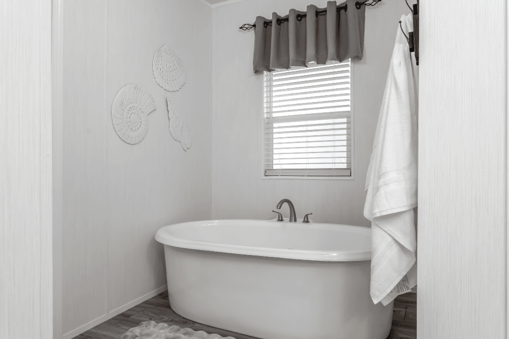 The dakota bathroom home features