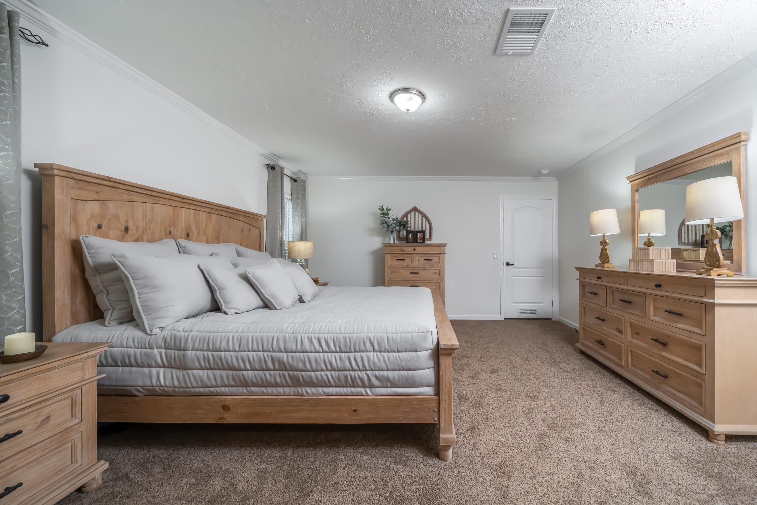 The fargo bedroom home features
