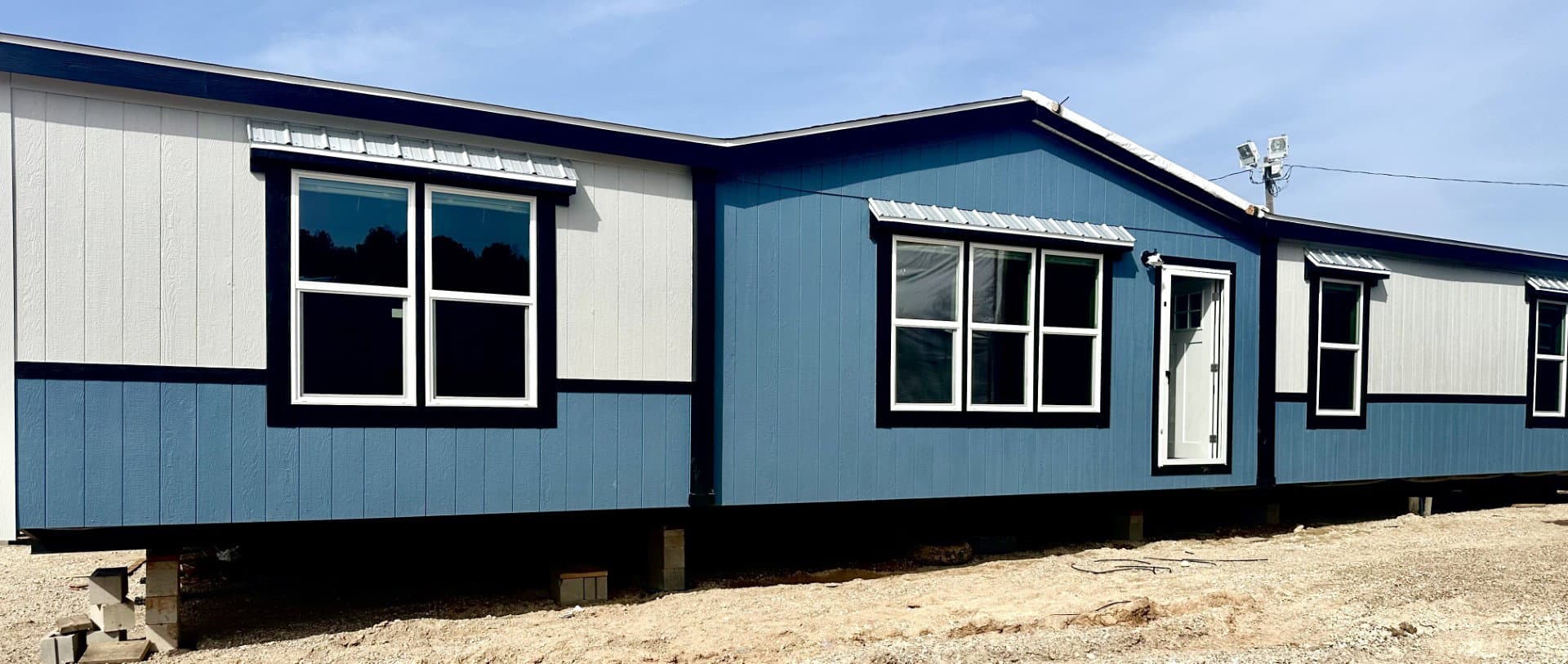 The murphy hero, elevation, and exterior home features