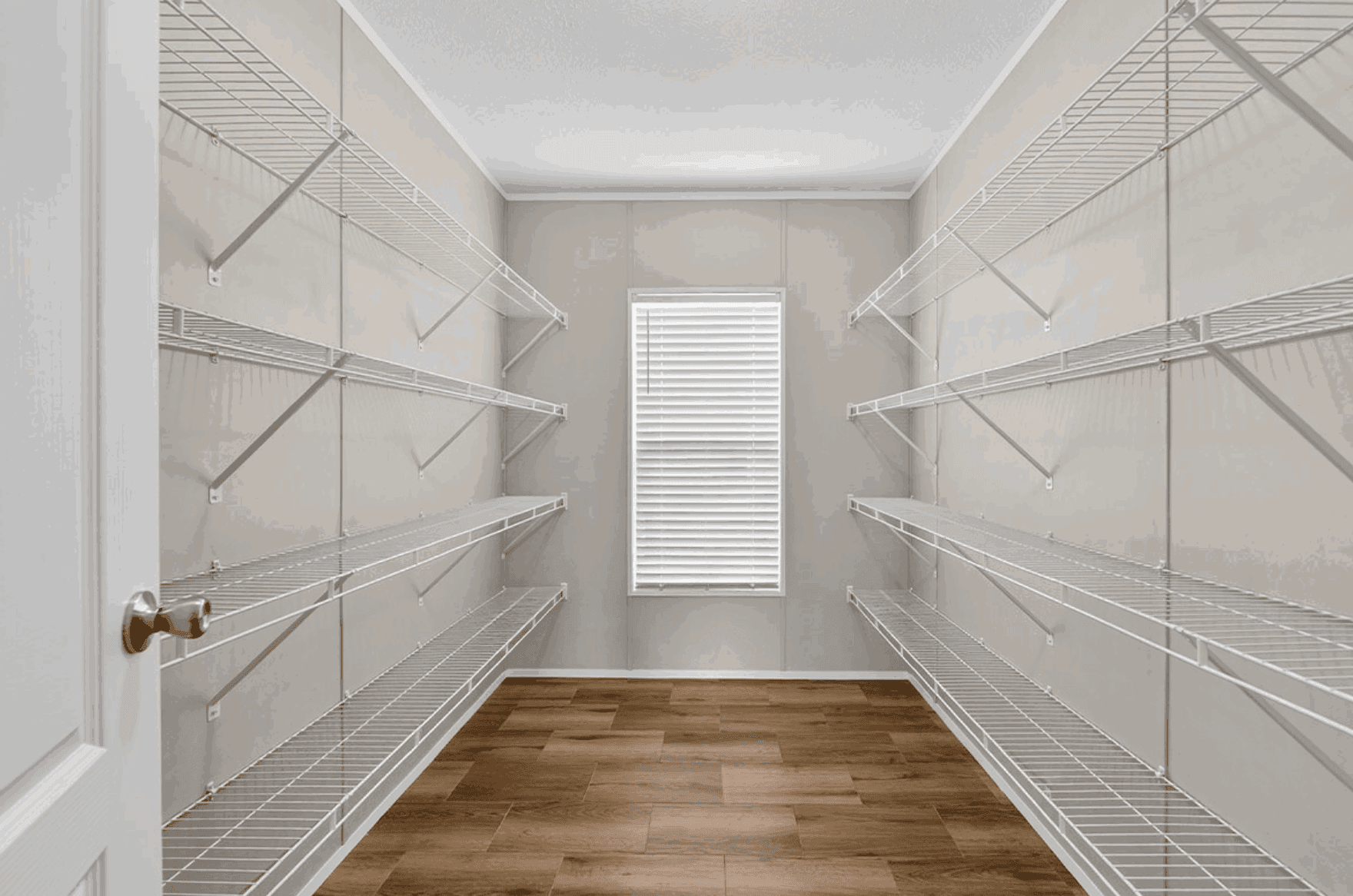 Marlin interior home features