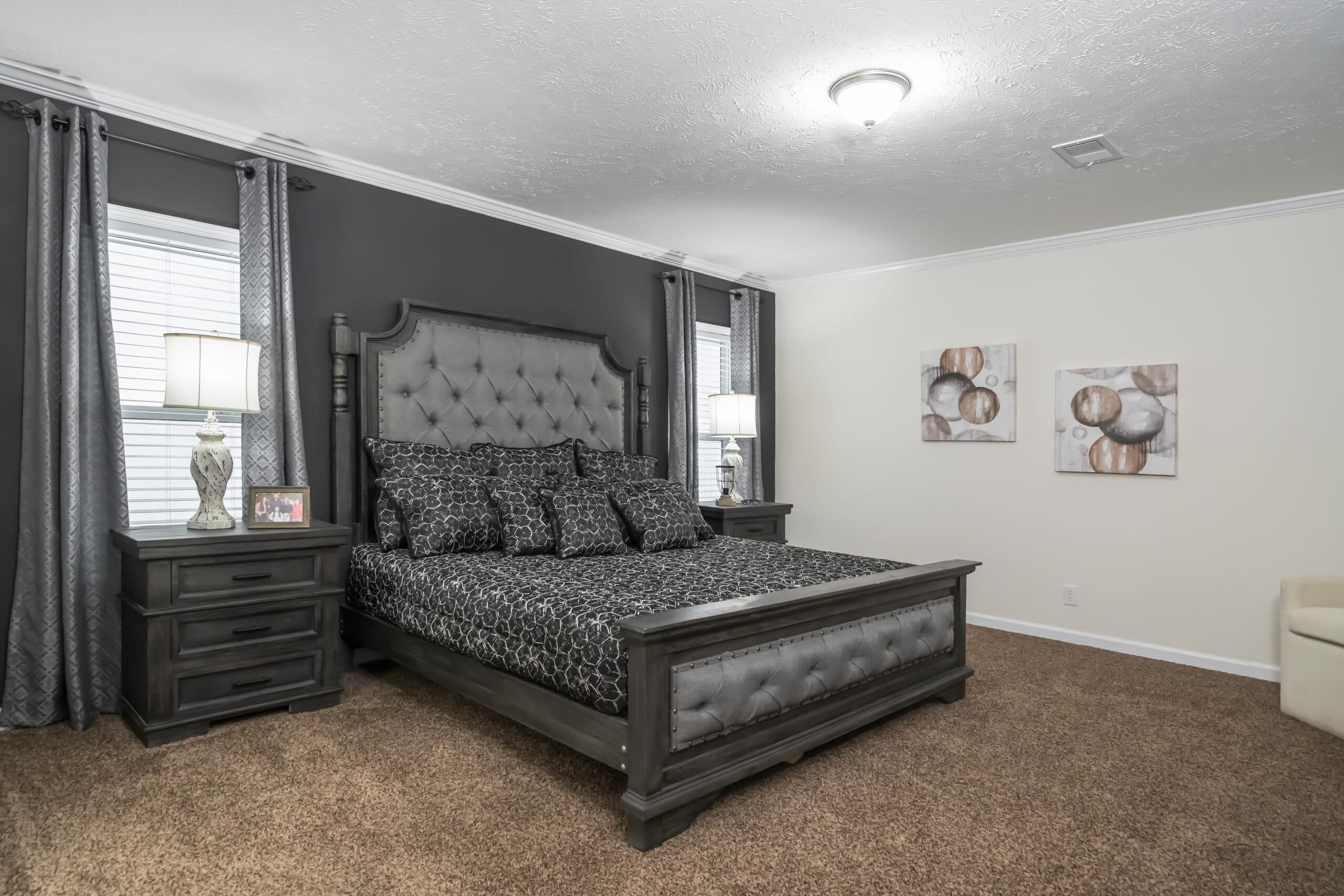 Colt 45 bedroom home features