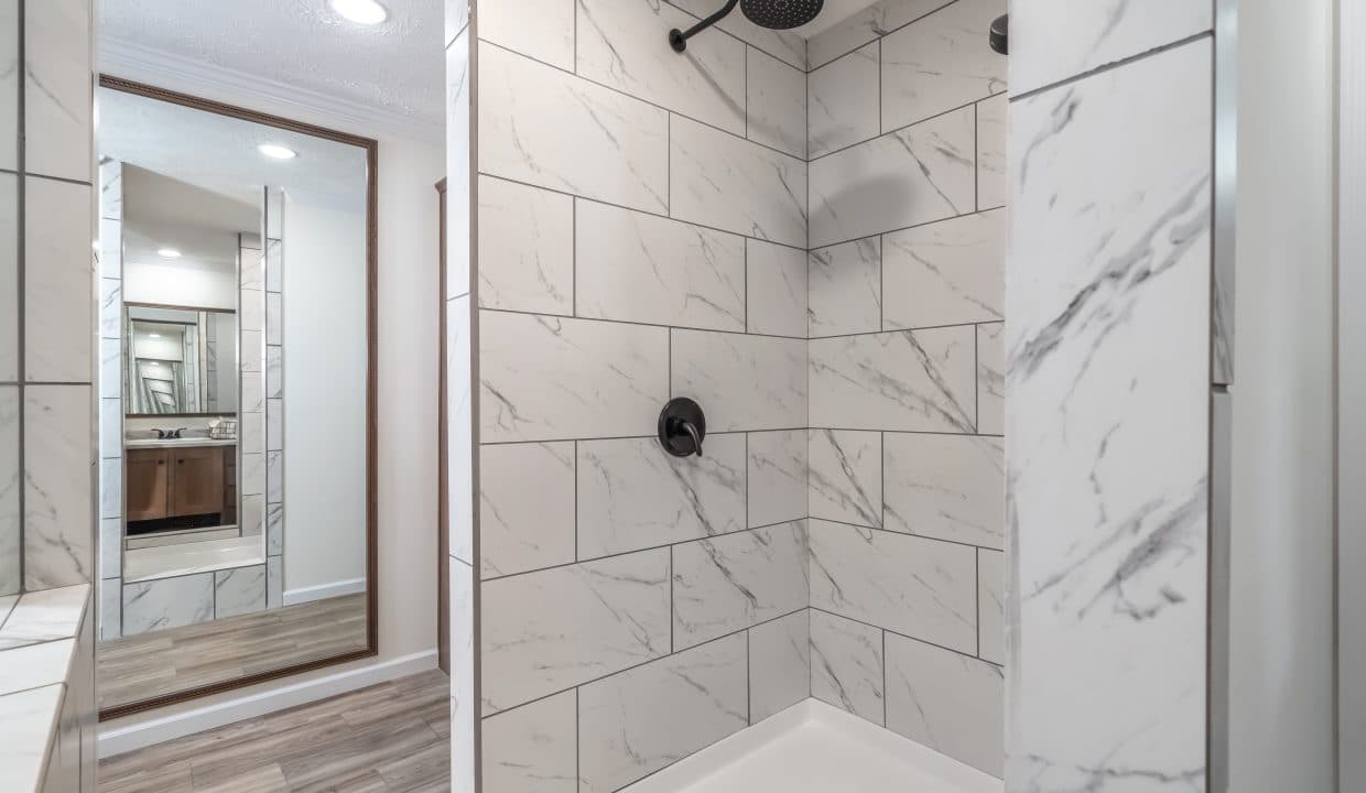The fargo bathroom home features